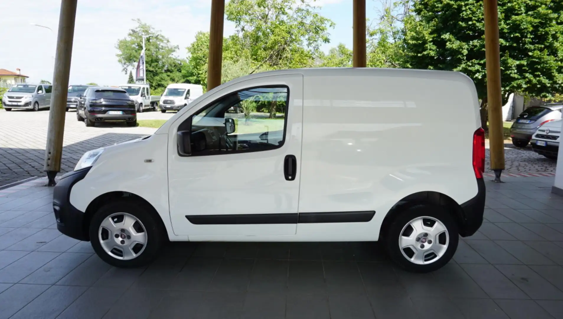 Fiat Fiorino 1.3 MJT 80CV Cargo SX Bianco - 2