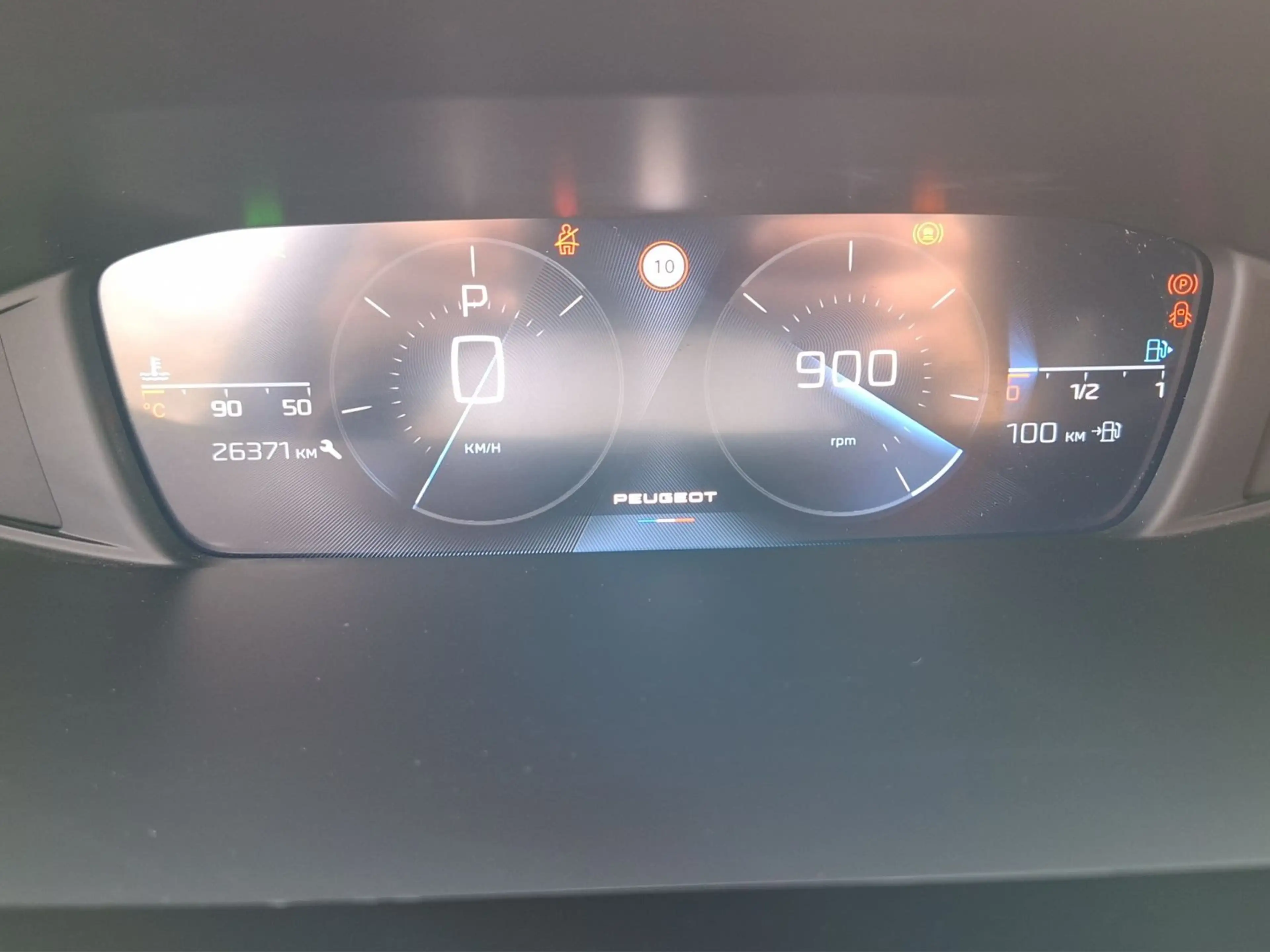 Peugeot 308 SW Active Pack Pure Tech — photo 11