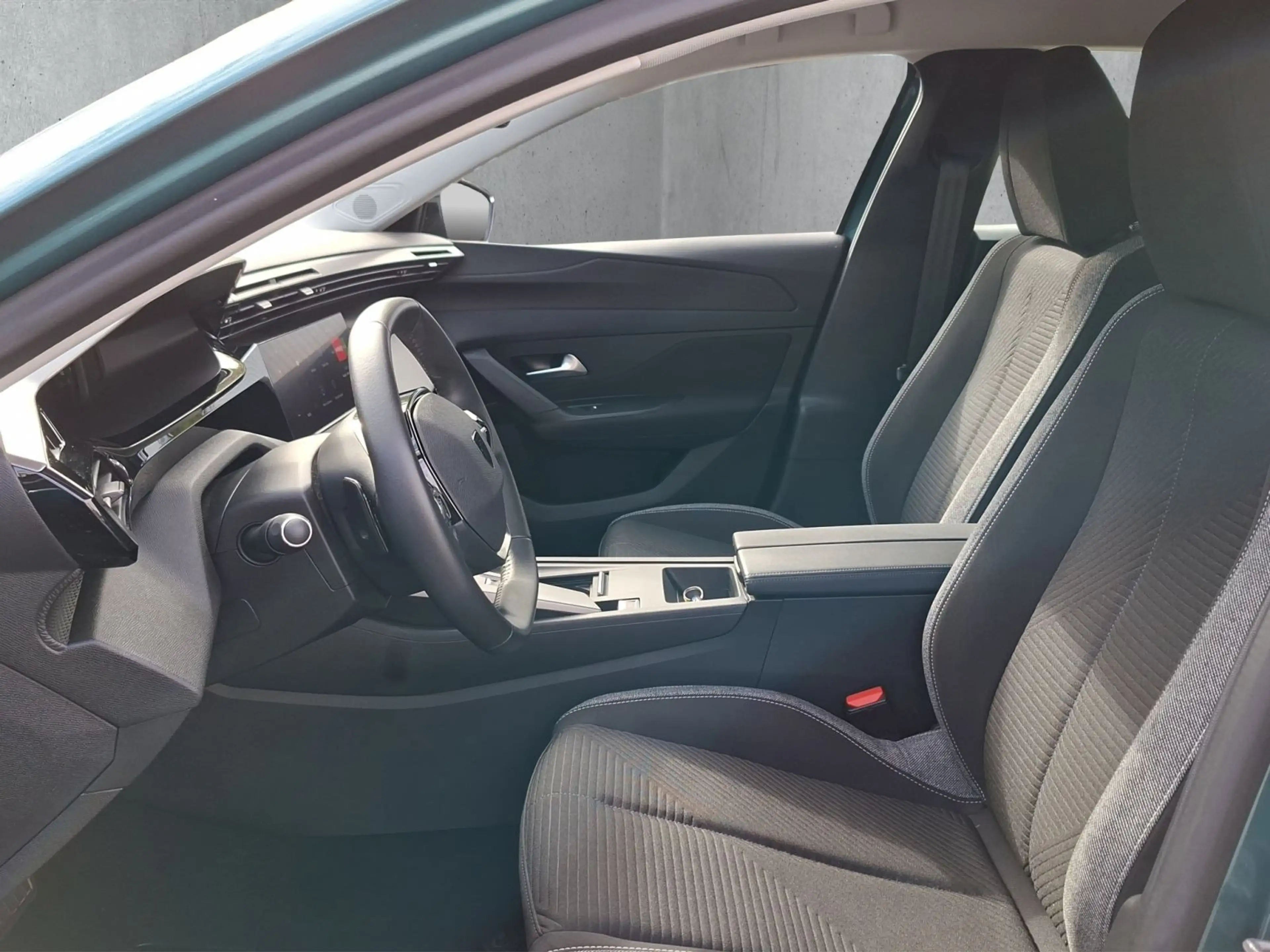 Peugeot 308 SW Active Pack Pure Tech — photo 9