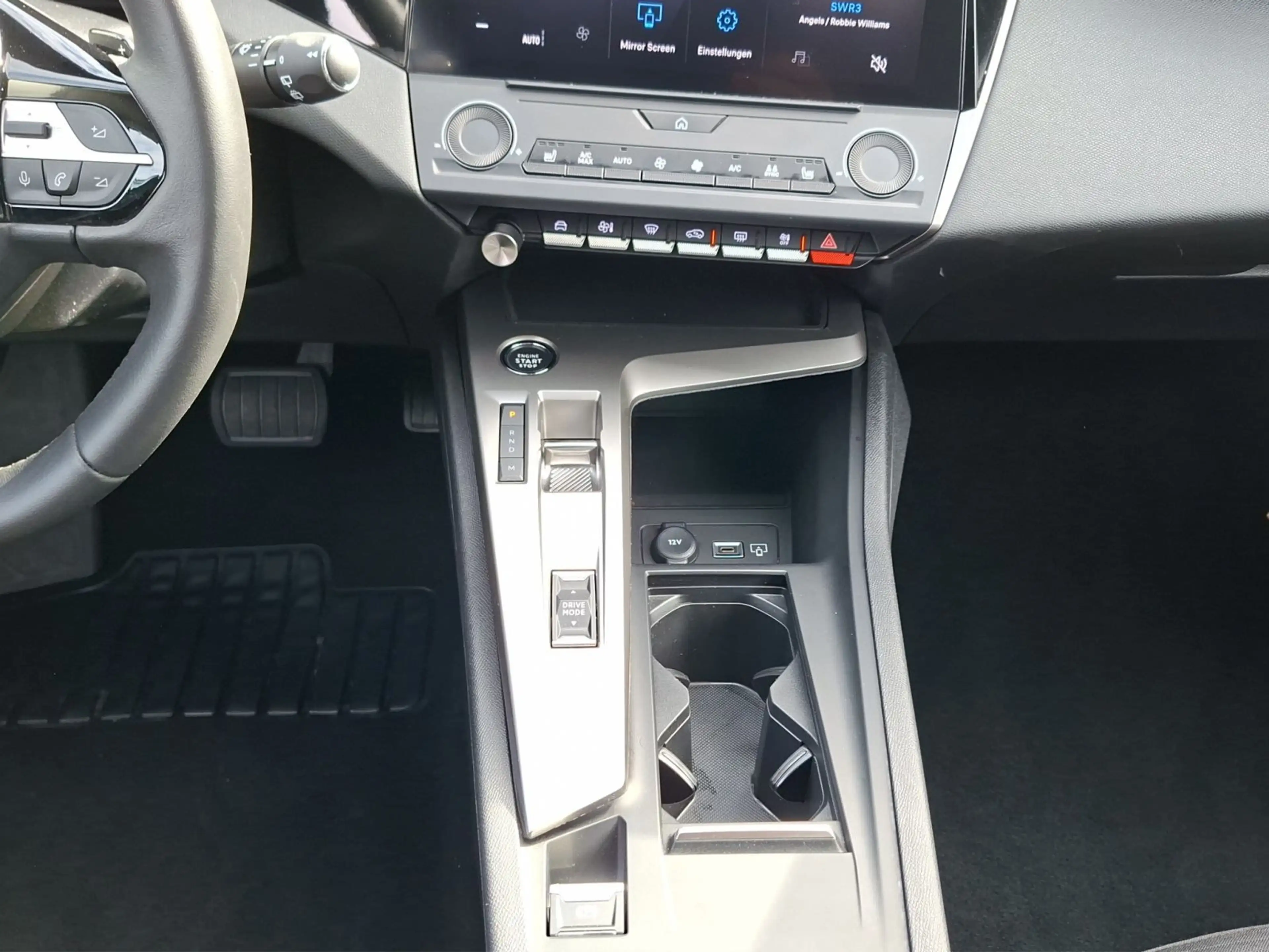 Peugeot 308 SW Active Pack Pure Tech — photo 15