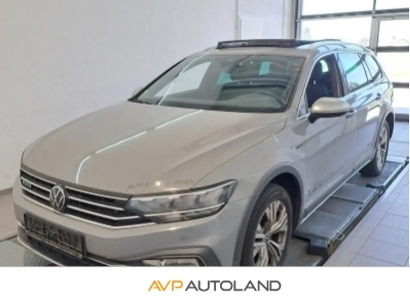 Volkswagen Passat Alltrack 2.0 TDI DSG 4MOTION | PANO | AHK Grau - 1
