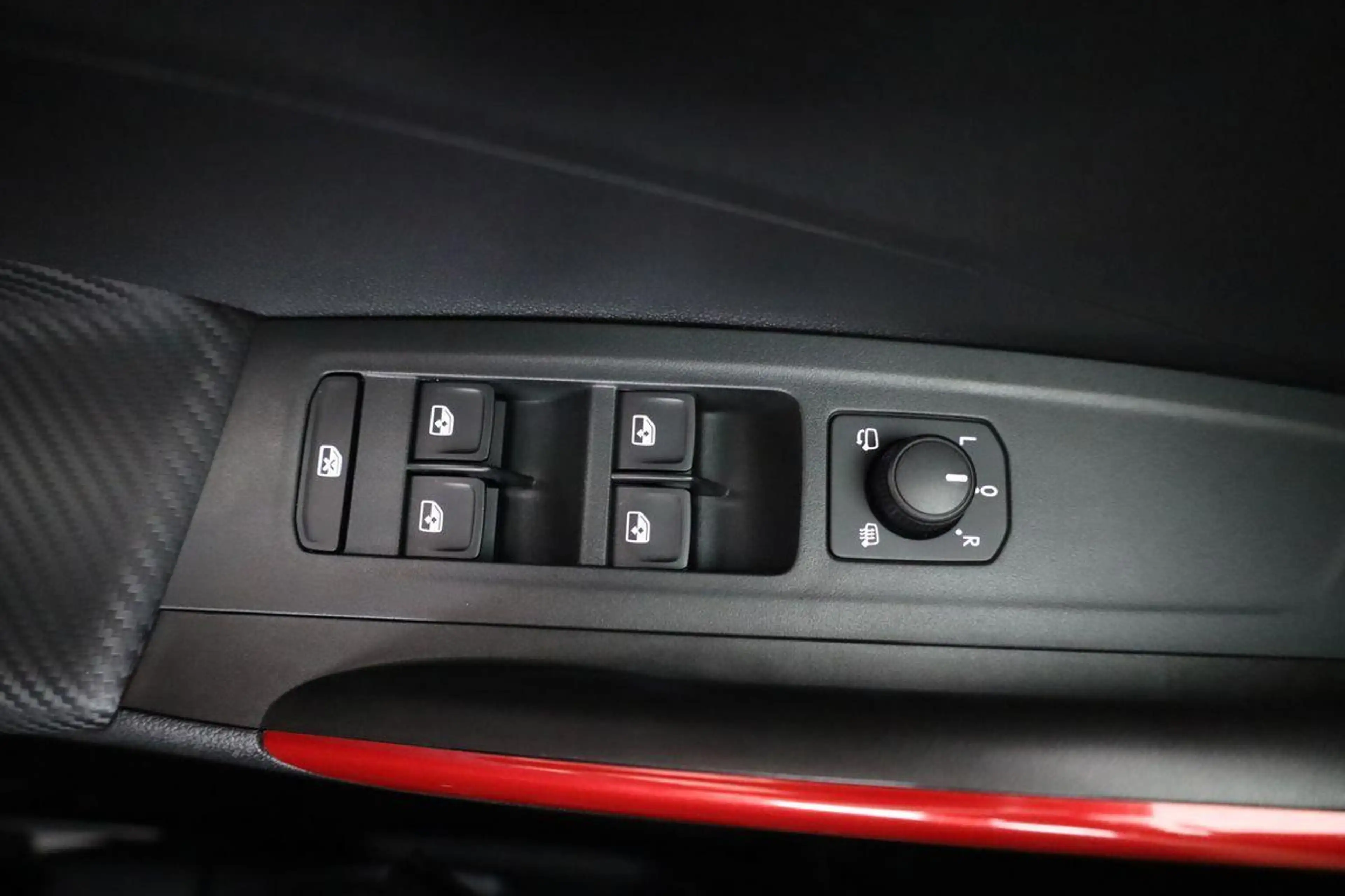 Skoda Fabia Monte Carlo 1.5 TSI DSG Carlo, Ladeboden, LED, ... — photo 7