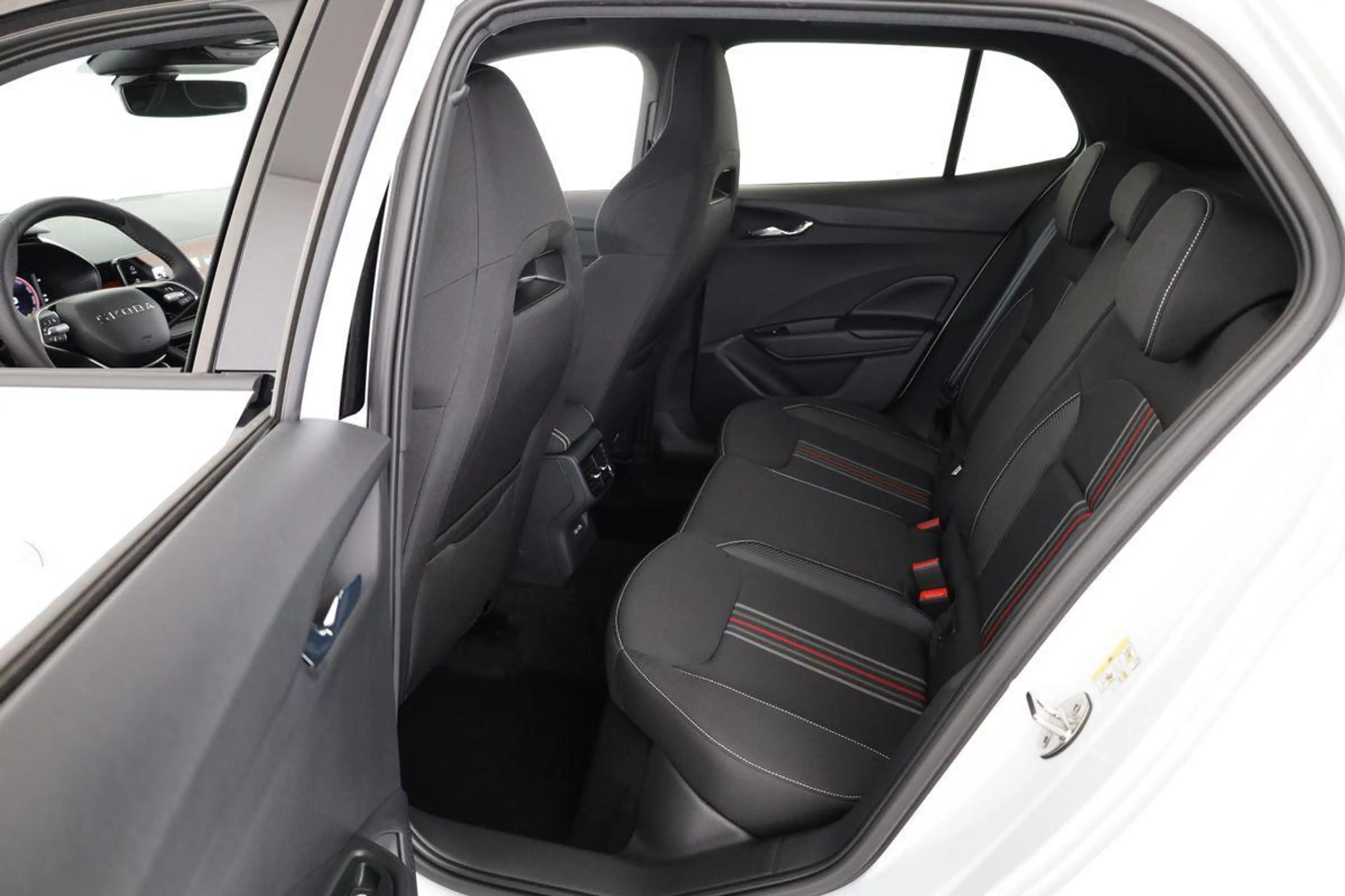 Skoda Fabia Monte Carlo 1.5 TSI DSG Carlo, Ladeboden, LED, ... — photo 11