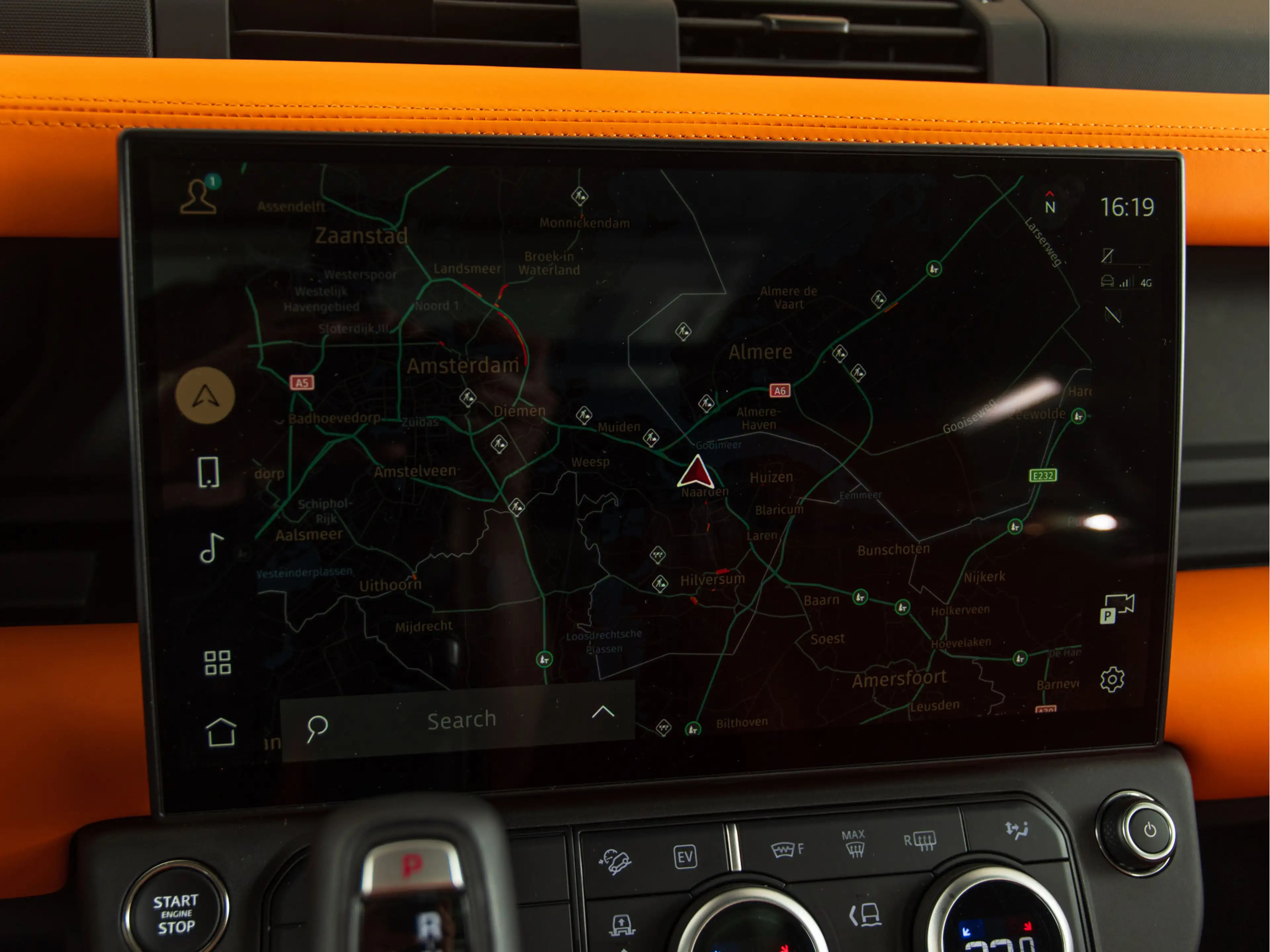 Land Rover Defender 110 2.0 P300e 110 X-Dynamic HSE HERMES KLEUR LEDER — photo 20