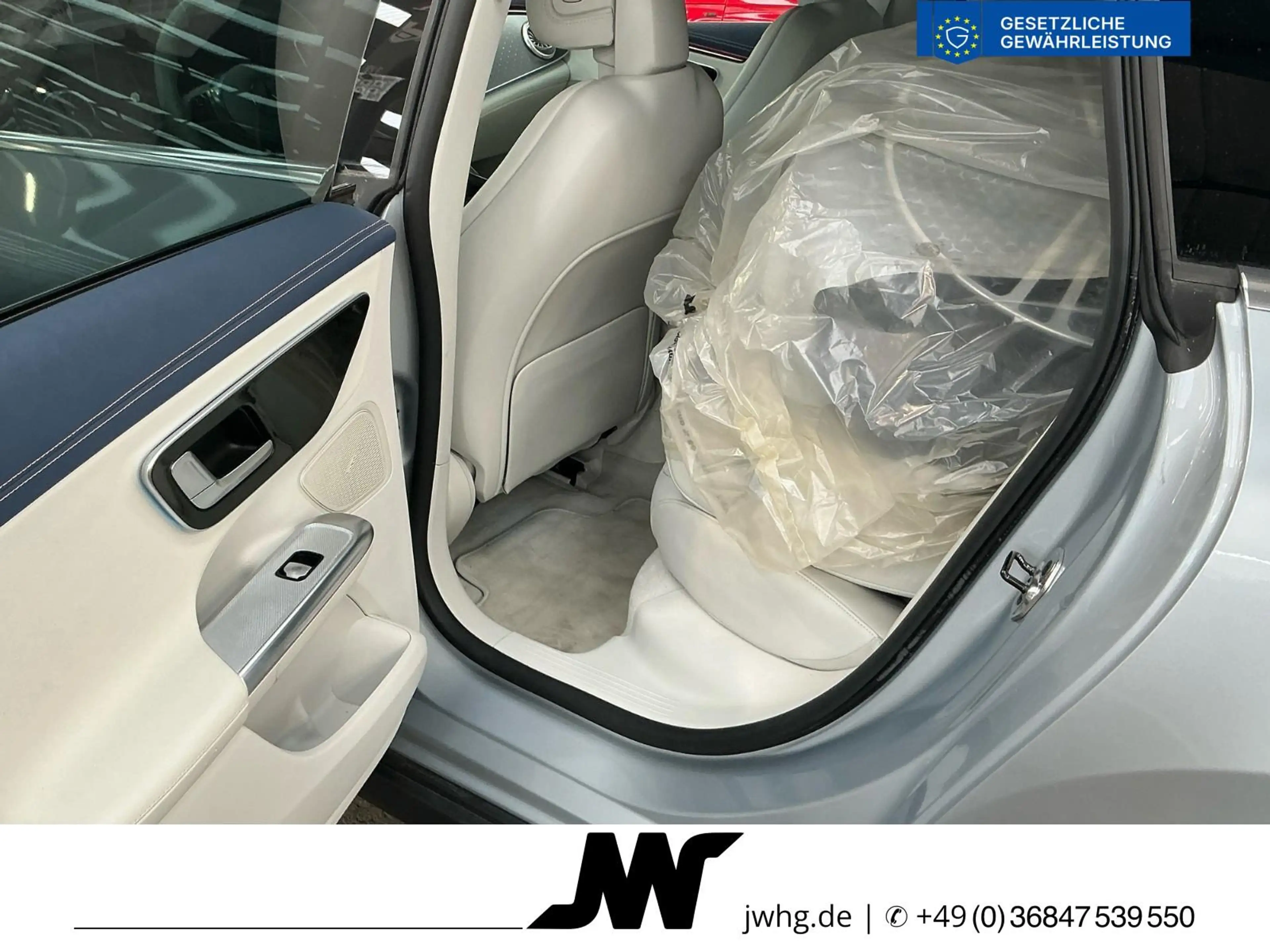 Mercedes-Benz EQE 350 + Electric Art|Distr+|Memo|Kamera|Keyless — photo 12