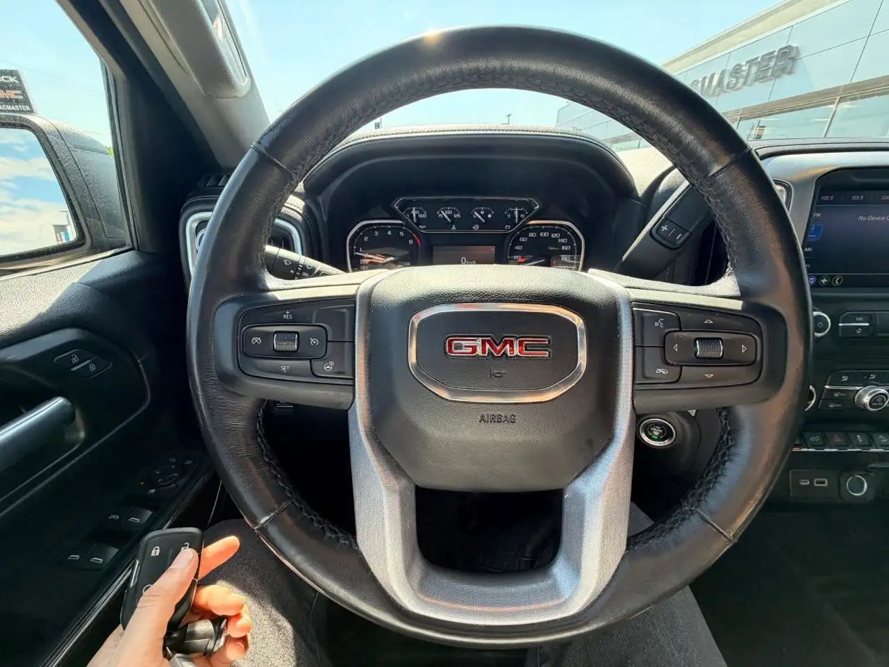 GMC Sierra 1500 photo GMC Sierra 1500