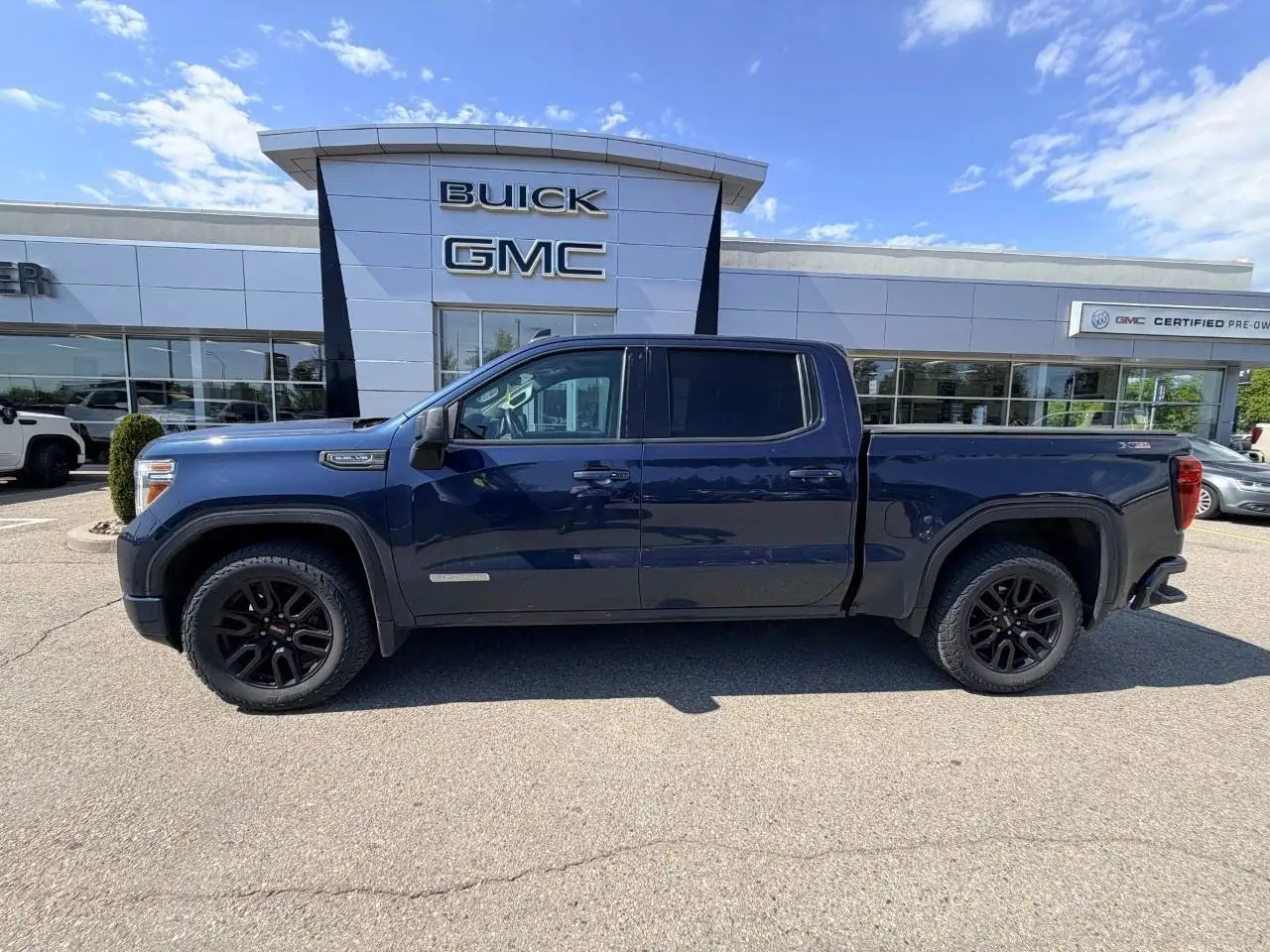 GMC Sierra 1500 photo GMC Sierra 1500