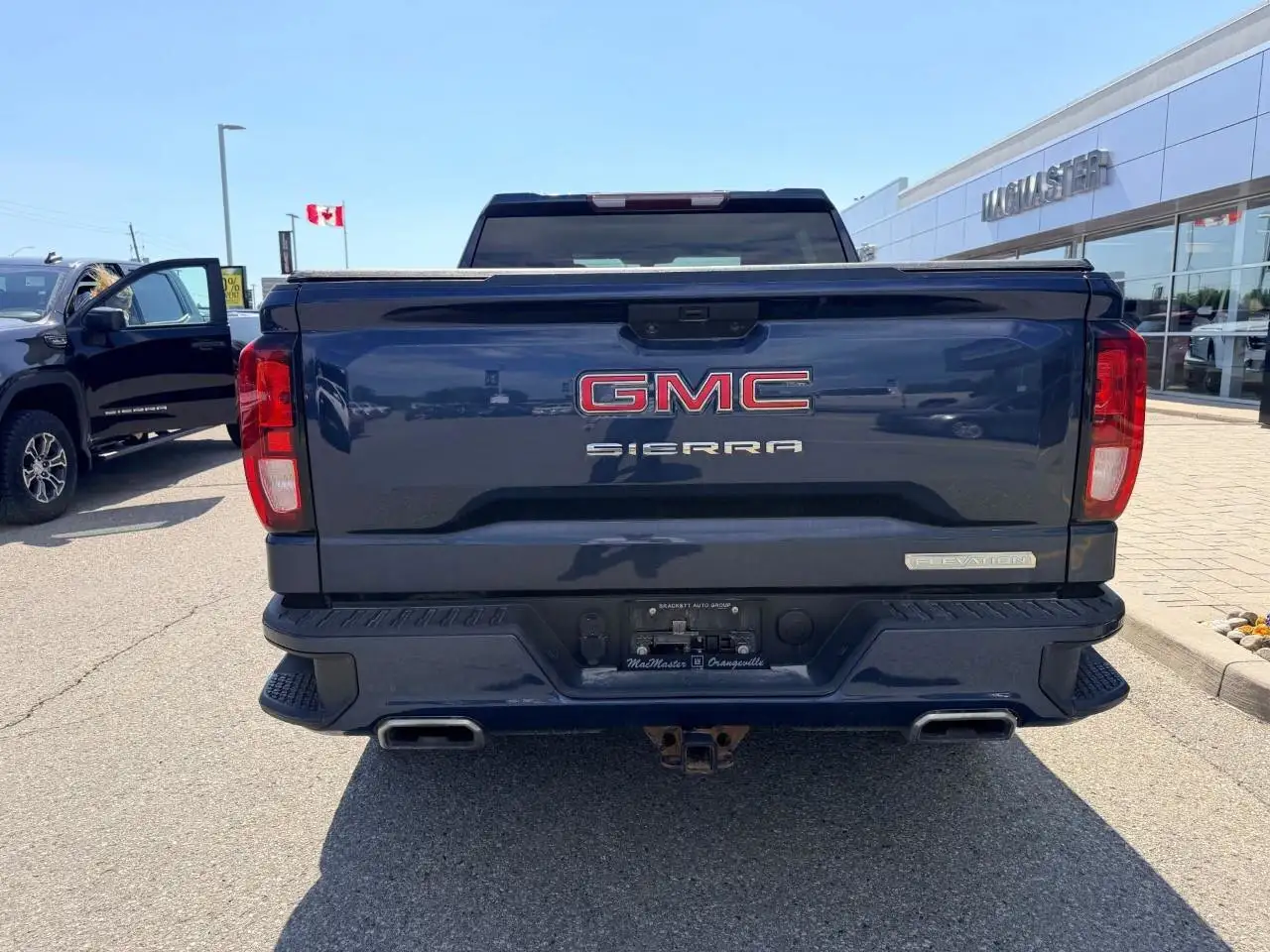 GMC Sierra 1500 photo GMC Sierra 1500