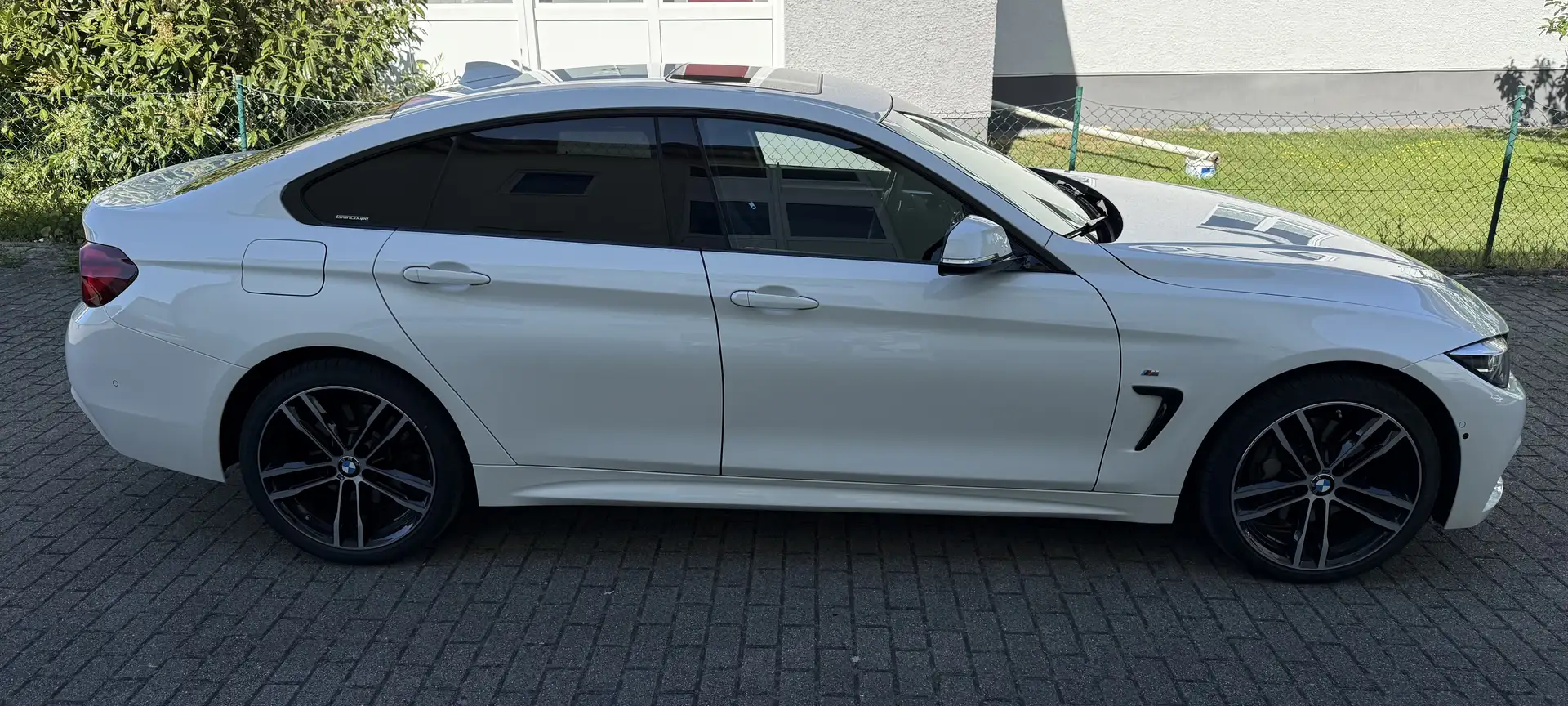 BMW 440 440i xDrive Gran Coupe M-Paket HUD GSD H/K 19“ White - 2