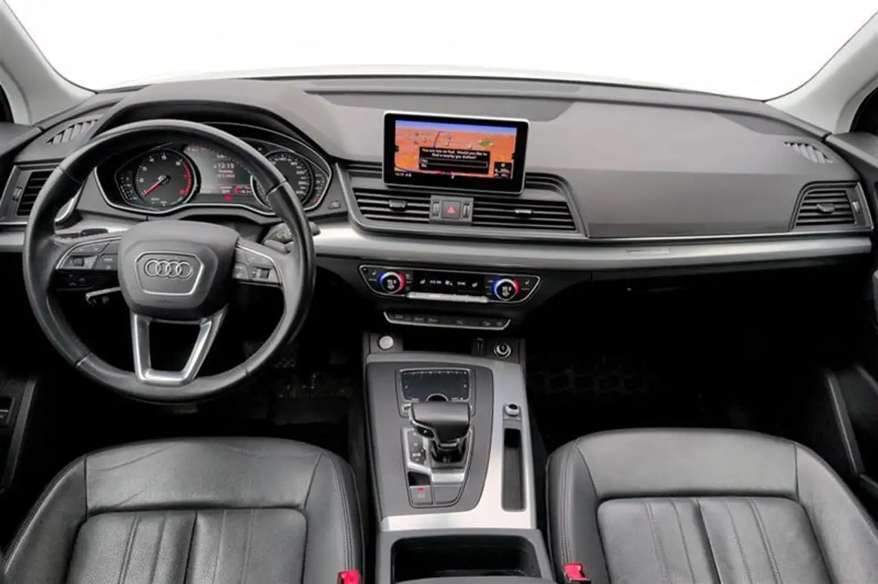 Audi Q5 снимка Audi Q5