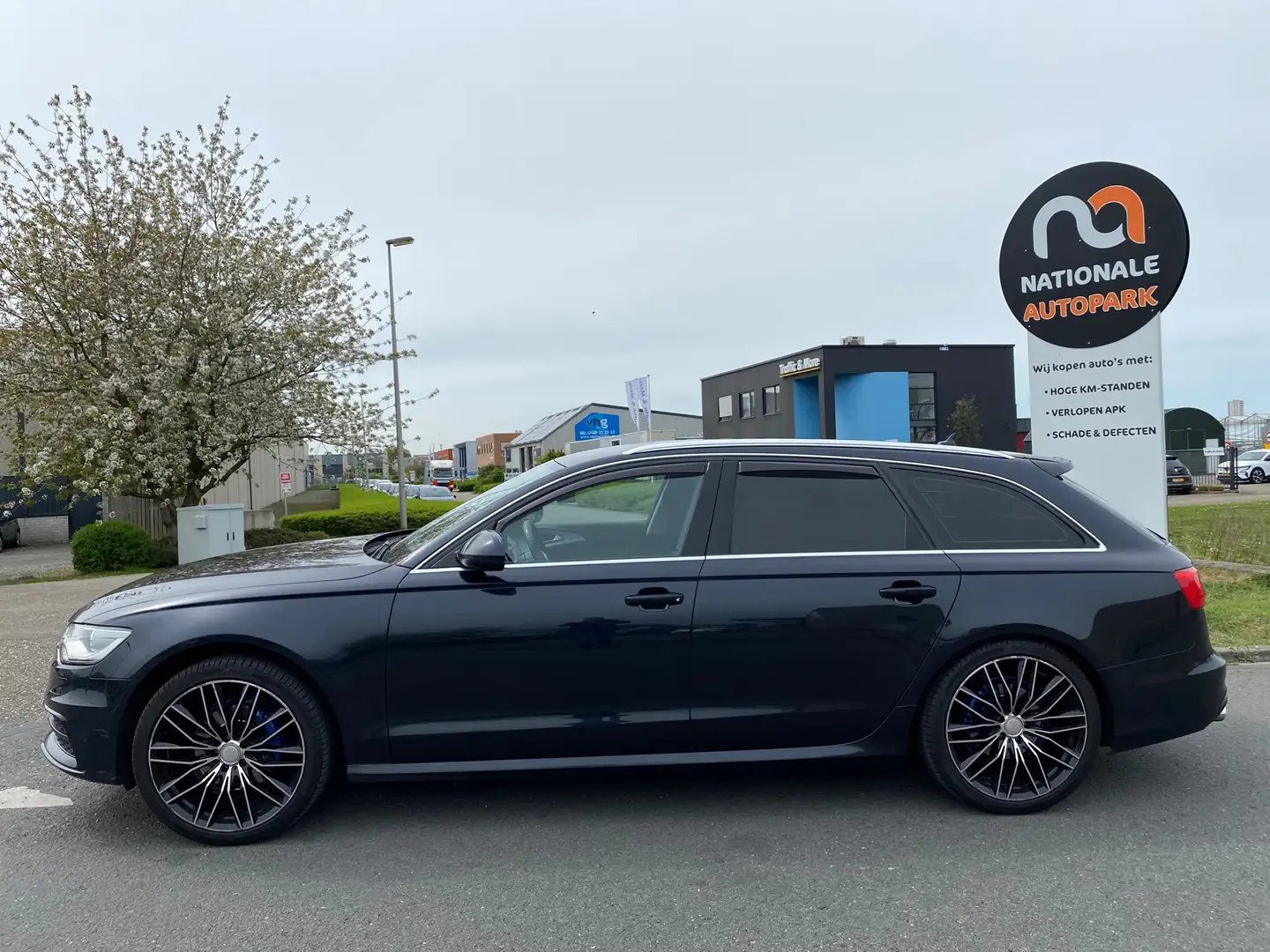 Audi A6 Avant 2014 * 2.0 TDI ultra Sport Edition * AUTOMAA Azul - 2
