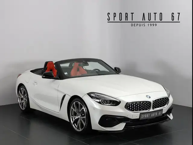 BMW Z4 20 I 197 CH 4 cylindres 2.0L Turbo