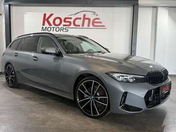 e xDrive M Sportpaket Head Up 1. Hand