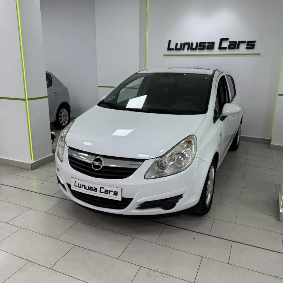 Opel Corsa 1.3 ecoFlex Essentia Blanc - 1