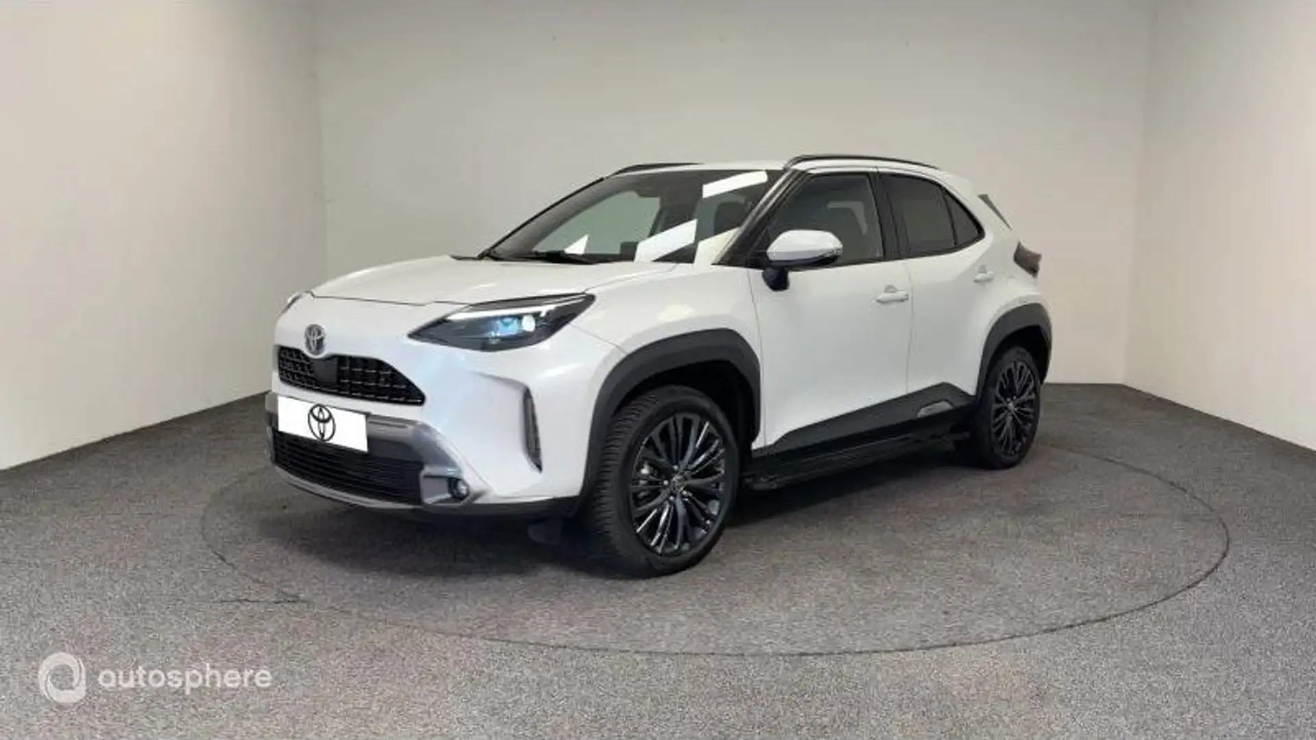 Toyota Yaris Cross 116h Trail MY22 - 1