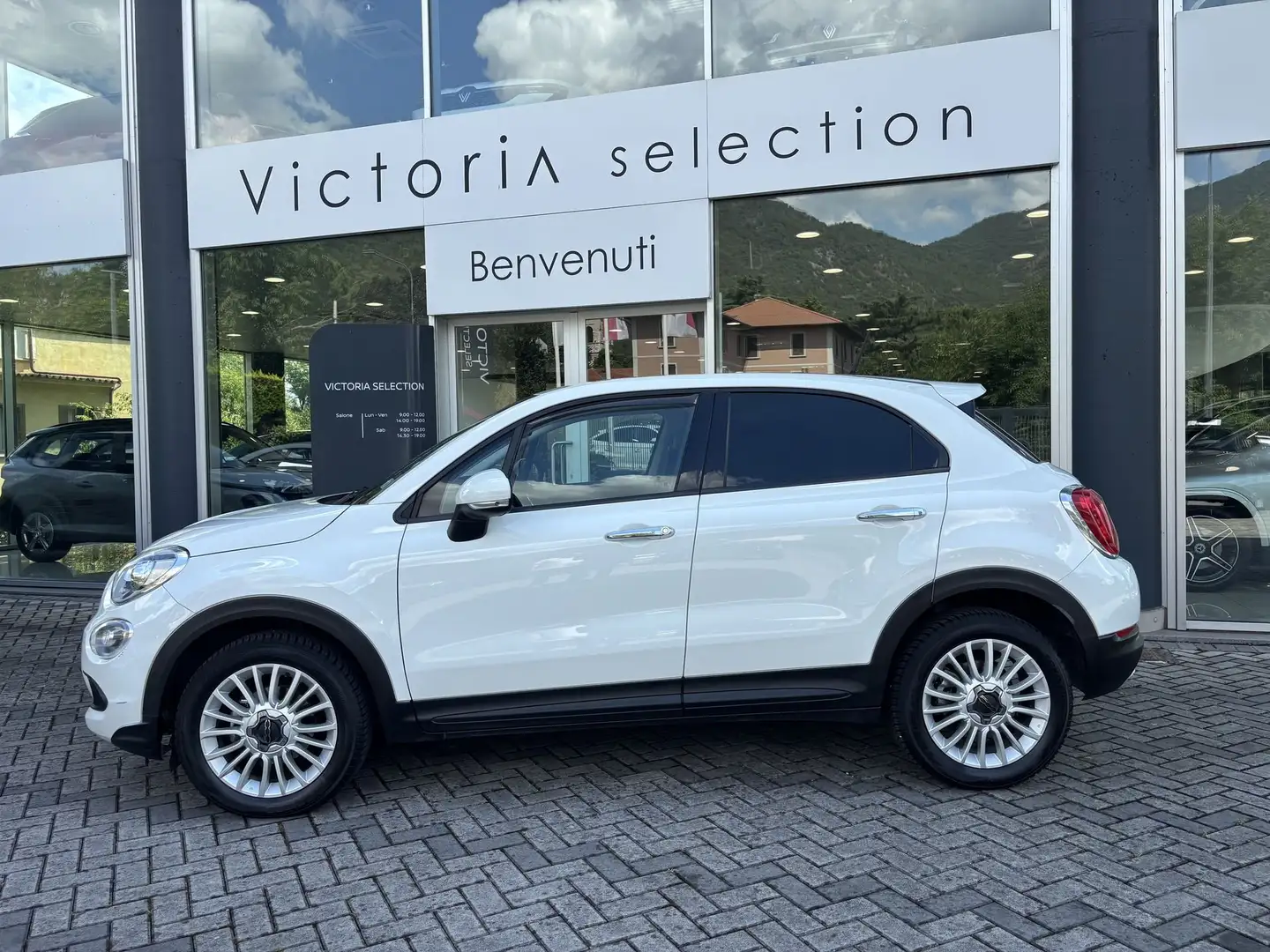 Fiat 500X 500X 1.3 MJT 95 CV C.MANUALE LOUNGE NEOPATENTATI Bílá - 2