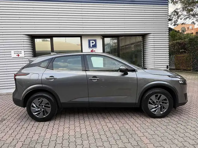 Nissan Qashqai view 4
