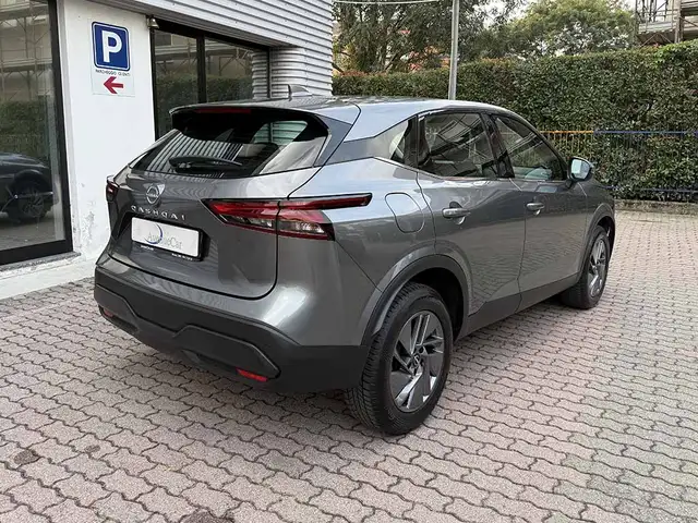 Nissan Qashqai view 5