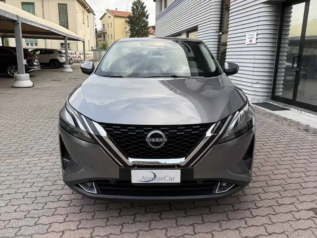 Nissan Qashqai view 2