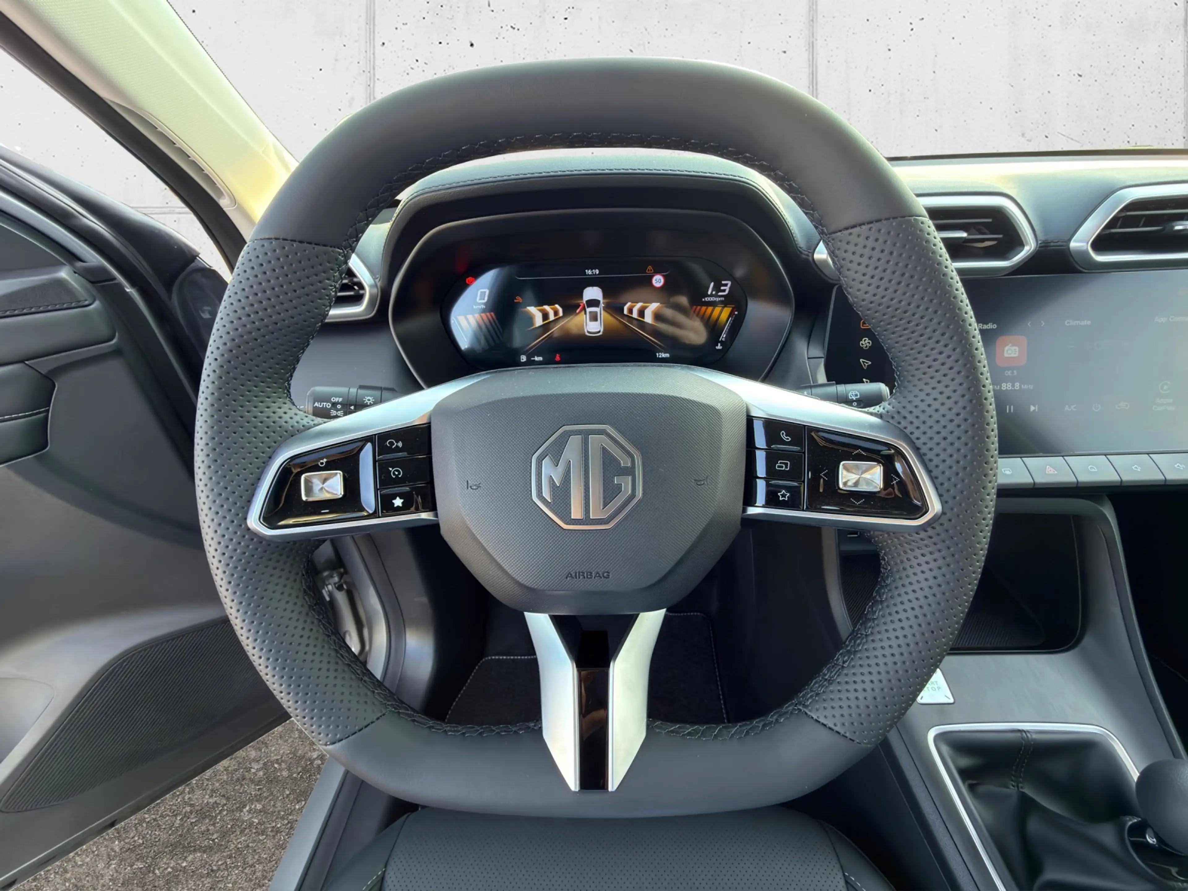 MG ZS Benzin+ Comfort FWD 5tg. — photo 11