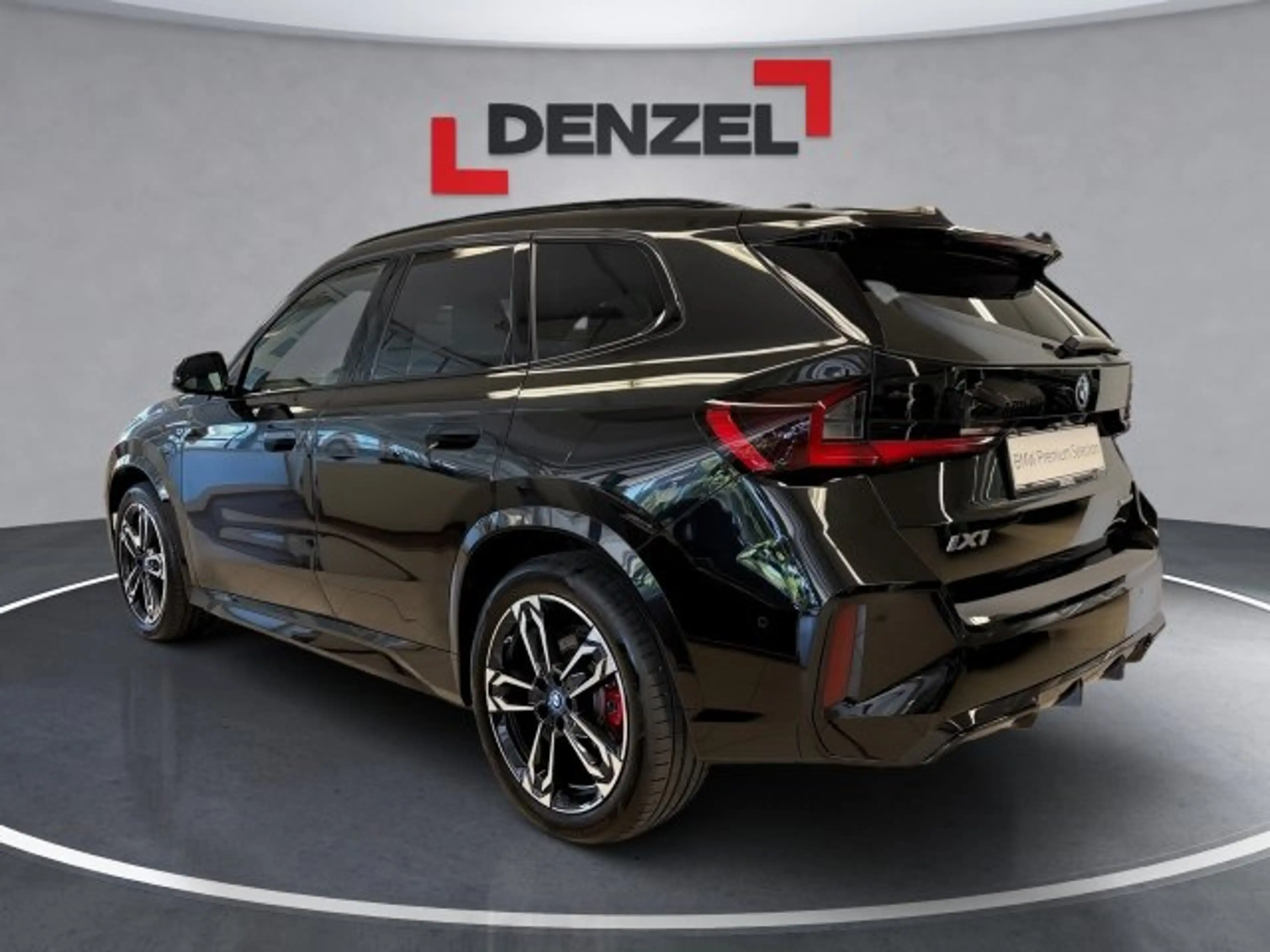 BMW iX1 xDrive30 U11 XE2 — photo 3