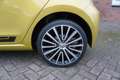 Volkswagen up! 1.0 60PK BMT Club up! ECC | PDC | Stoelverw. *All Geel - thumbnail 17