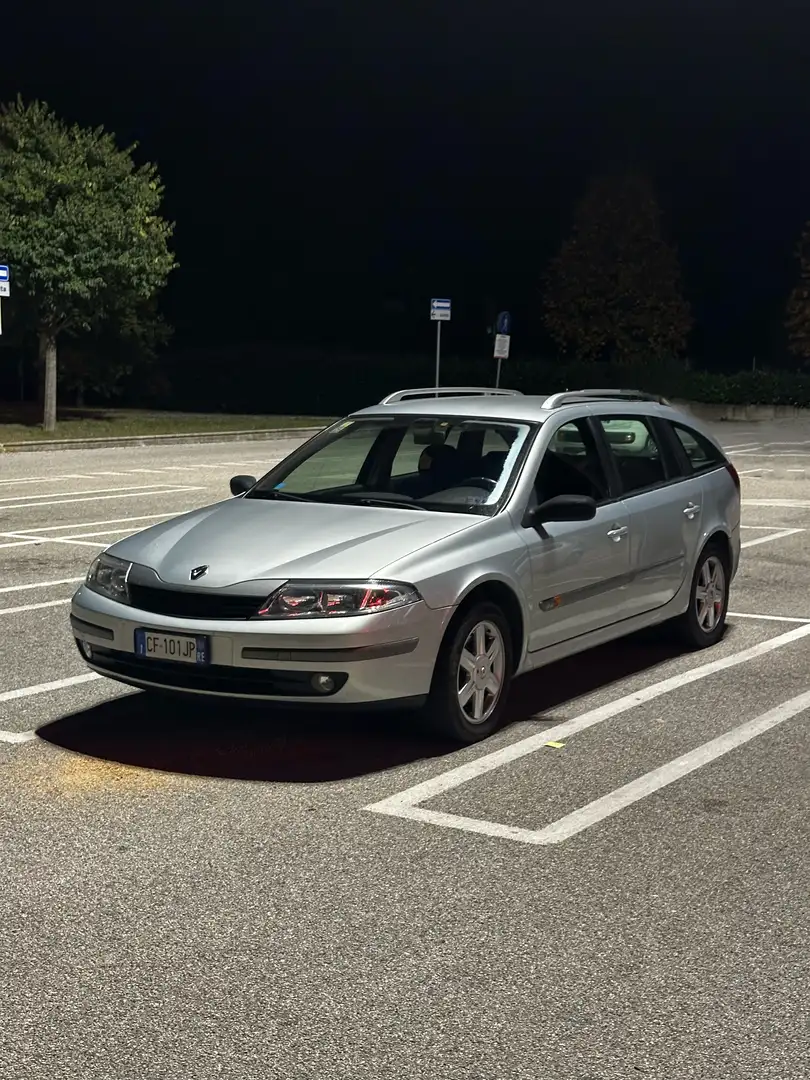 Renault Laguna Grandtour 1.9 dCi Dynamique - 1
