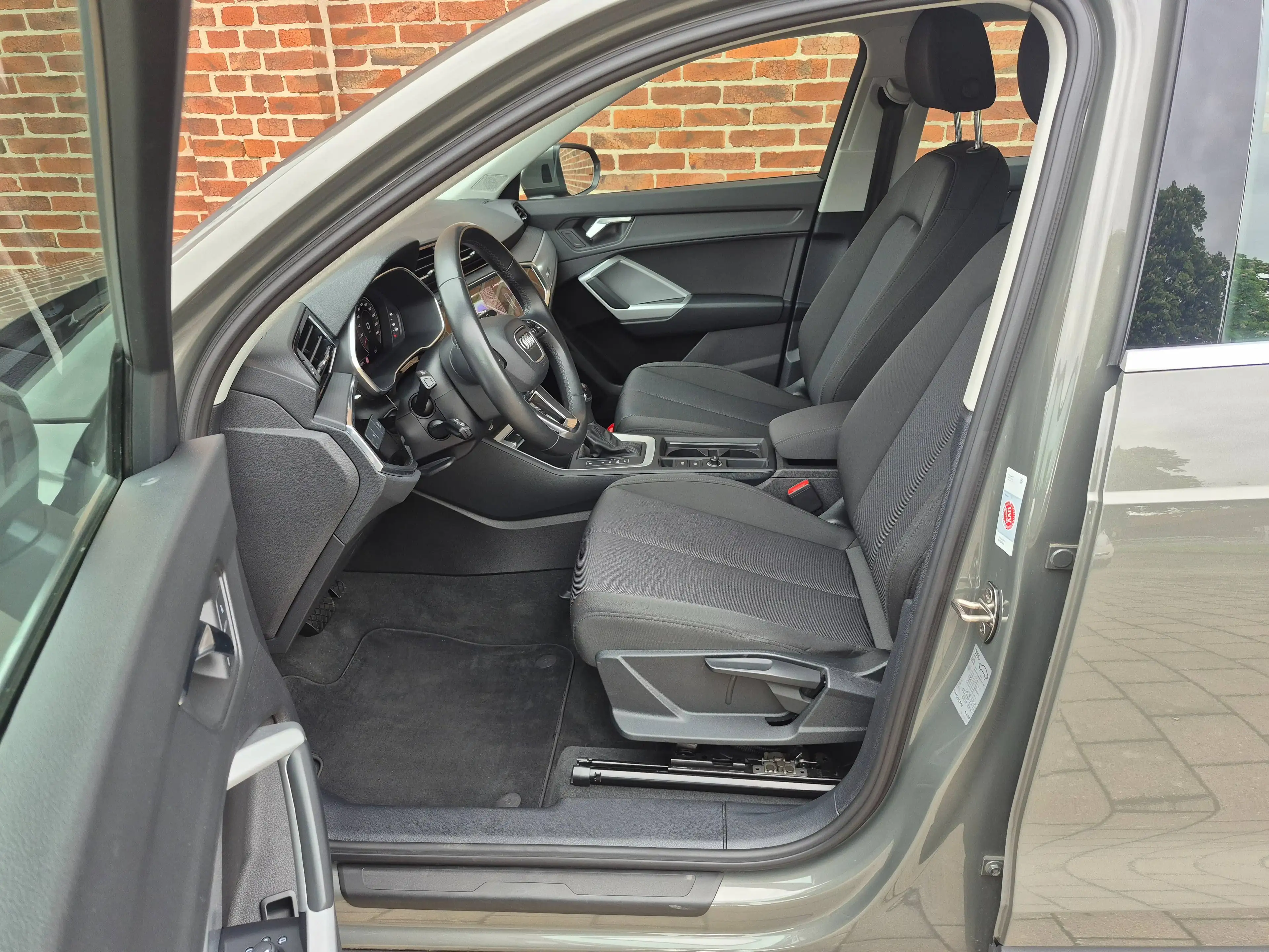 Audi Q3 35 TFSI LED/SHZ/NAVI/SOUNDSYSTEM/S-Line — photo 8