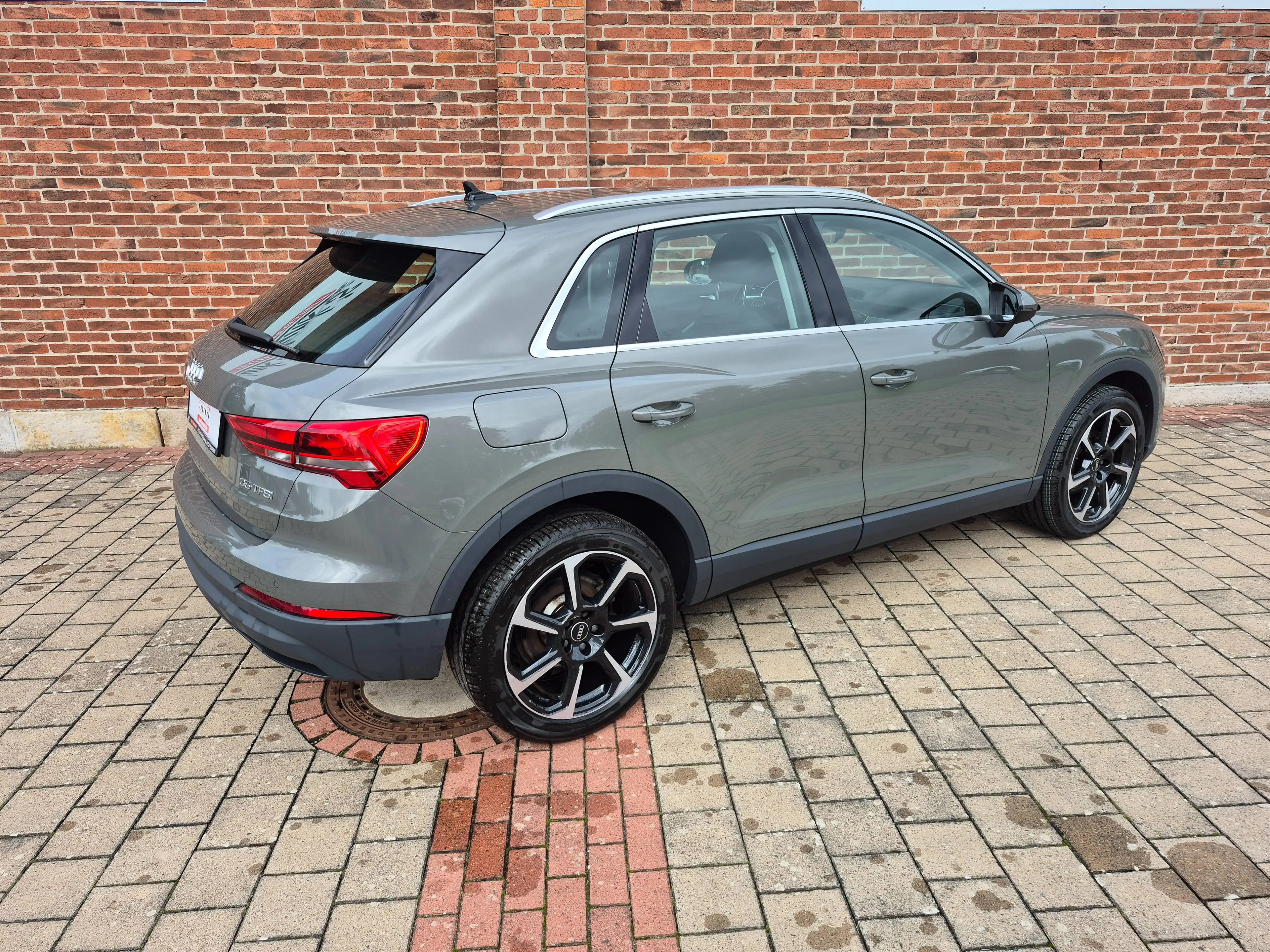 Audi Q3 35 TFSI LED/SHZ/NAVI/SOUNDSYSTEM/S-Line — photo 3