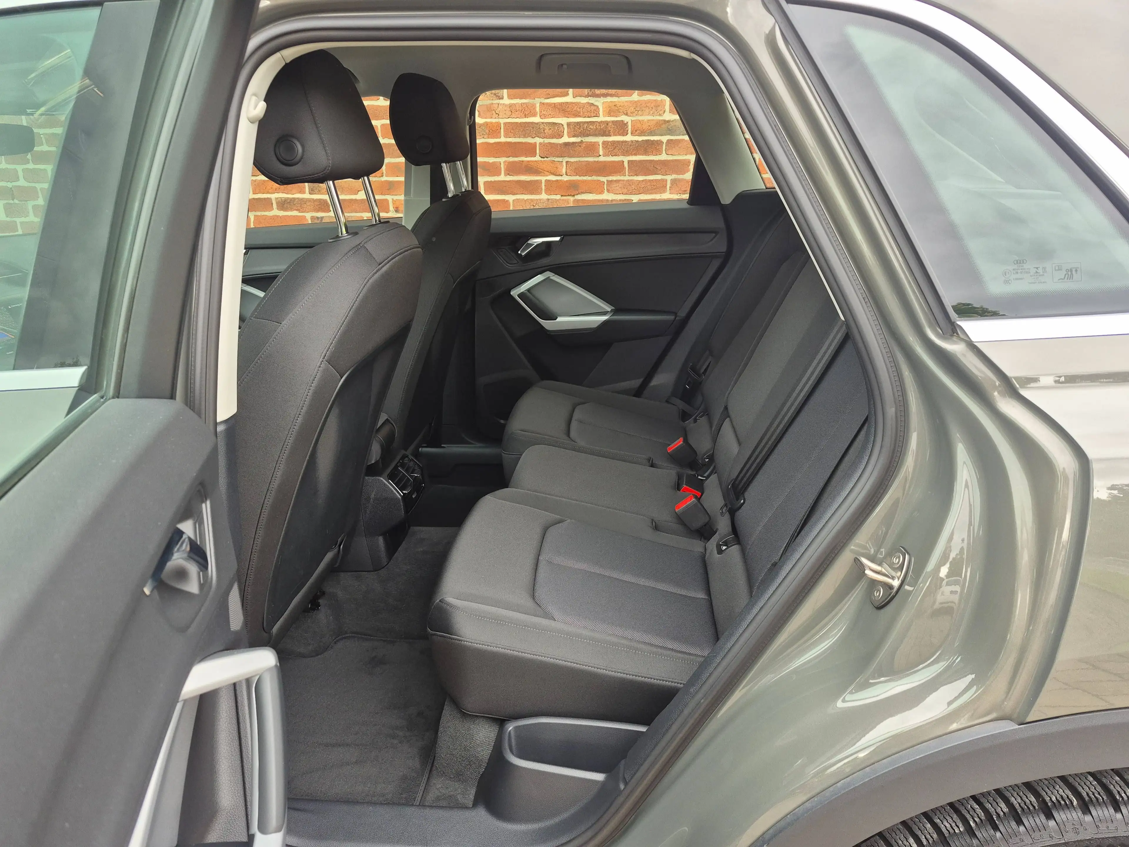 Audi Q3 35 TFSI LED/SHZ/NAVI/SOUNDSYSTEM/S-Line — photo 9