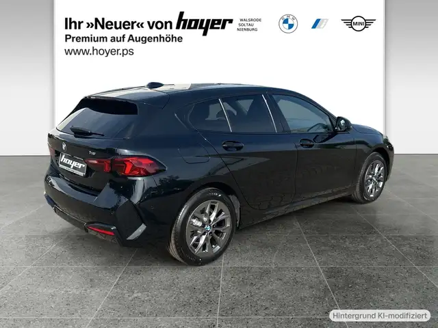 BMW 1 Series view 2