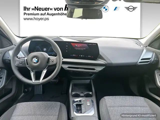BMW 1 Series view 5