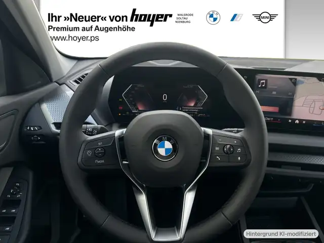 BMW 1 Series view 13
