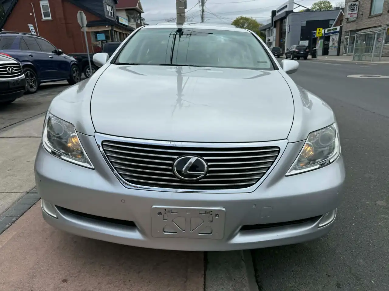 Lexus LS photo Lexus LS