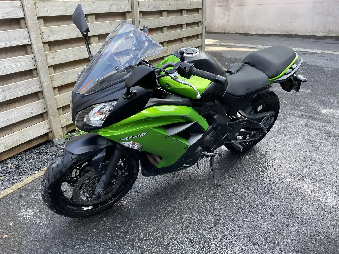 Kawasaki ER - 6 F - 1
