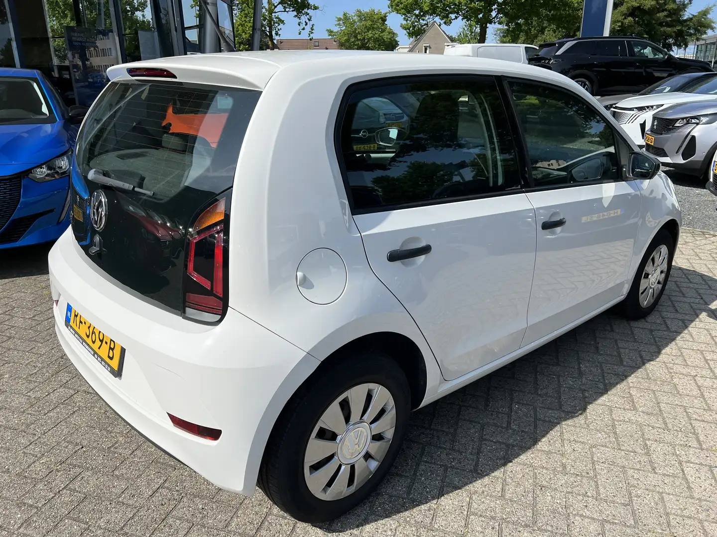 Volkswagen up! 1.0 BMT take | Airco | Centrale deurvergrendeling Blanc - 2