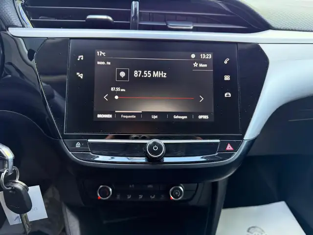 Opel Corsa view 24
