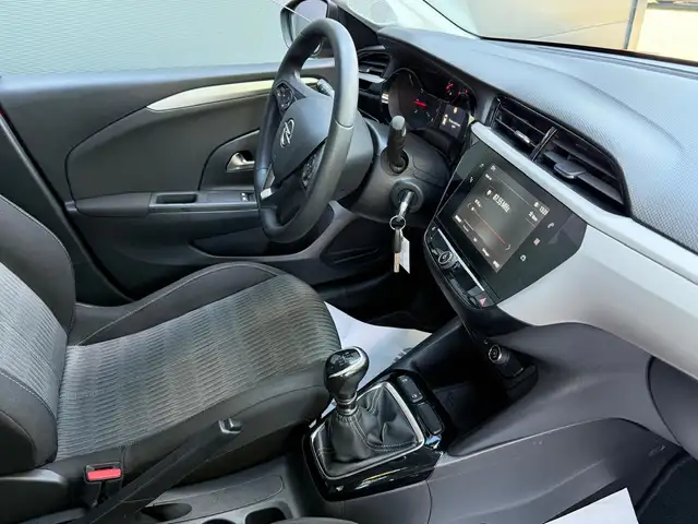 Opel Corsa view 13