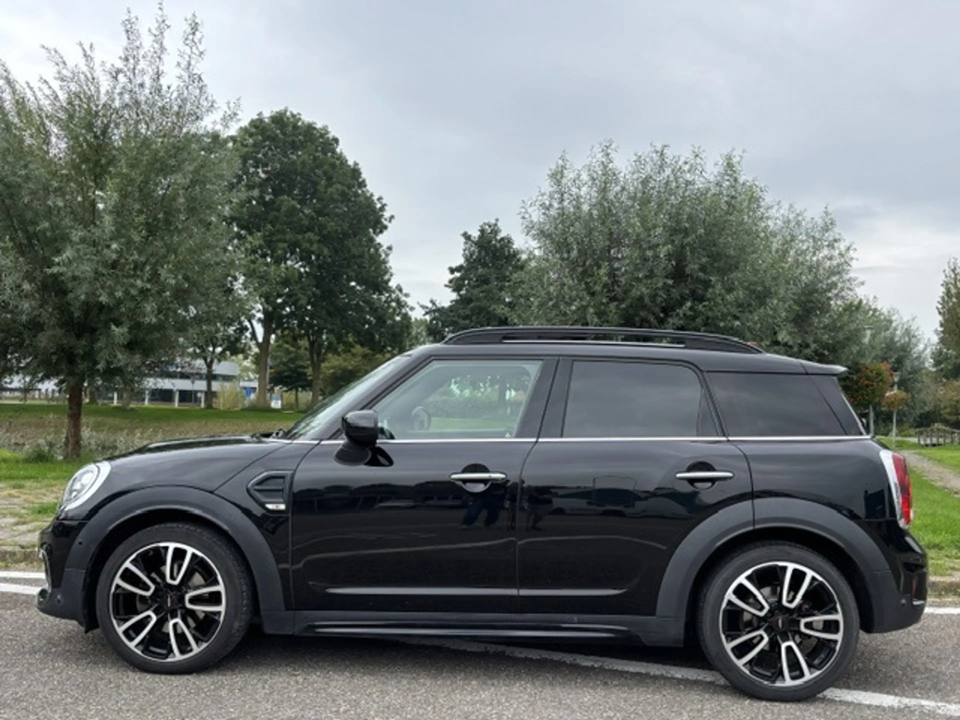 MINI John Cooper Works Countryman 1.5 JCW-Pack Aut. Harman/Kardon Apple Carplay Pano — photo 2