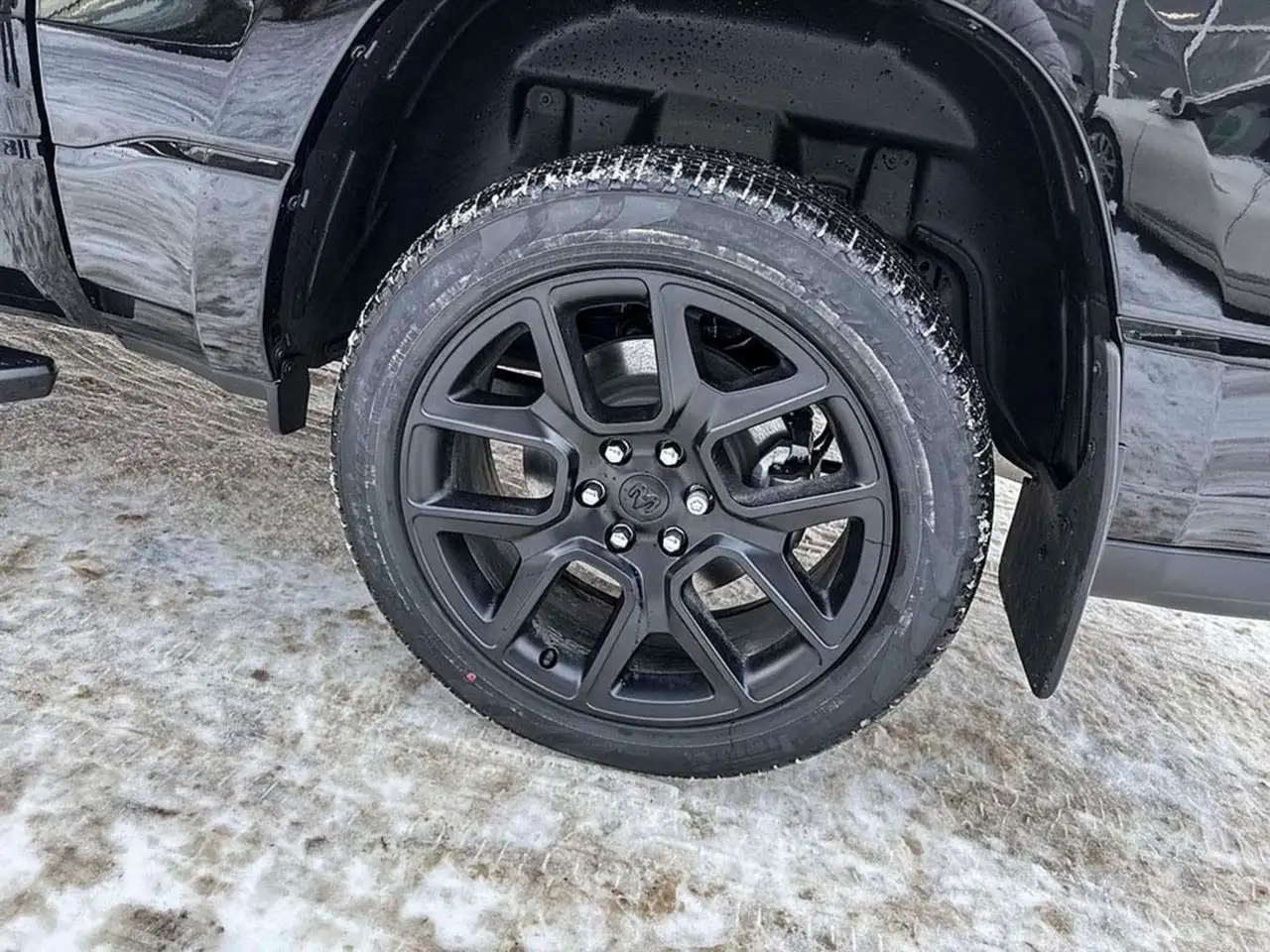 RAM 1500 снимка RAM 1500