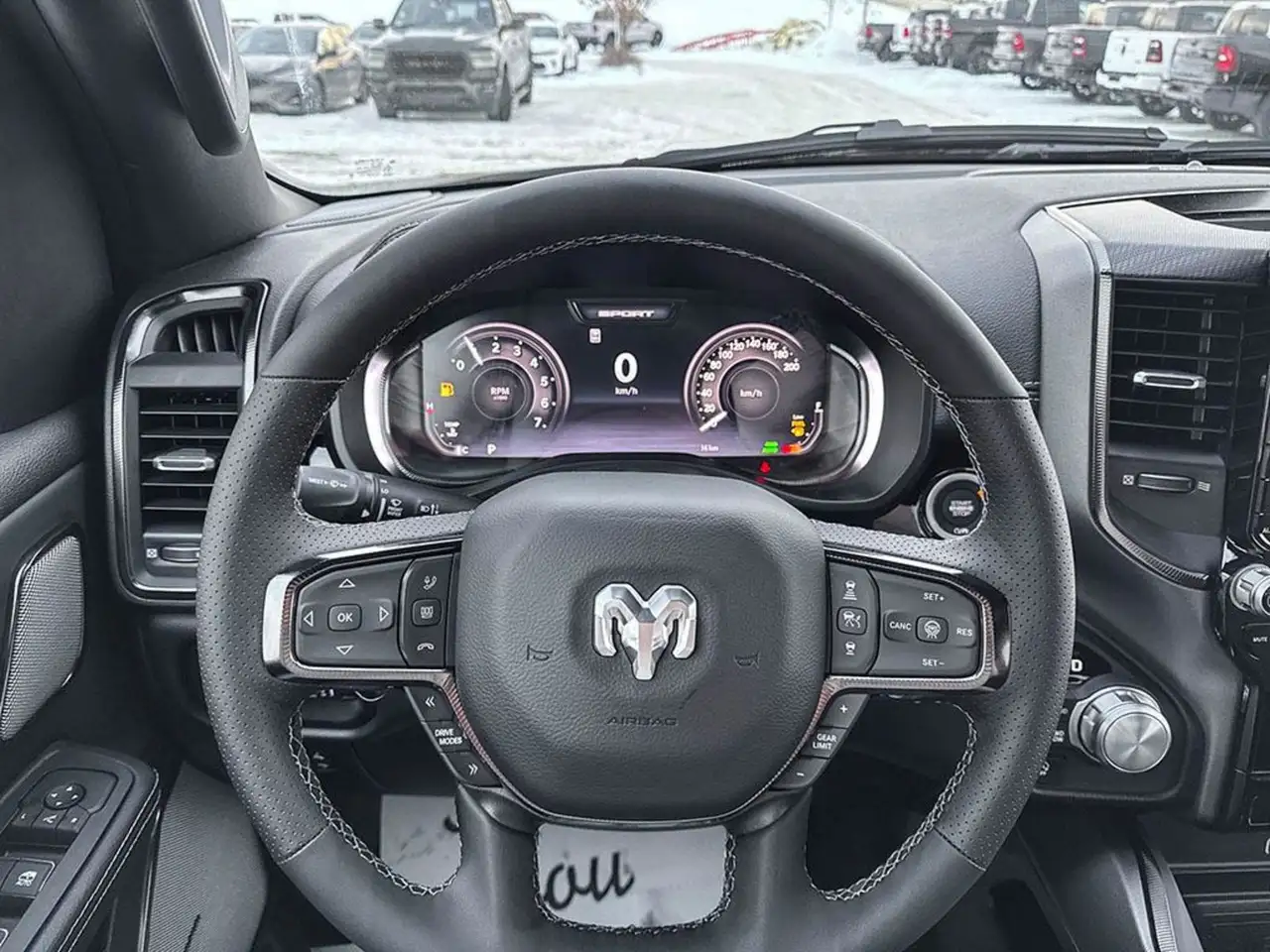 RAM 1500 снимка RAM 1500