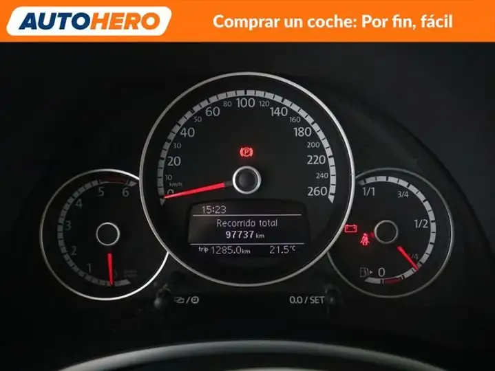 Volkswagen Beetle 1.6 TDI Design 2015, foto 23