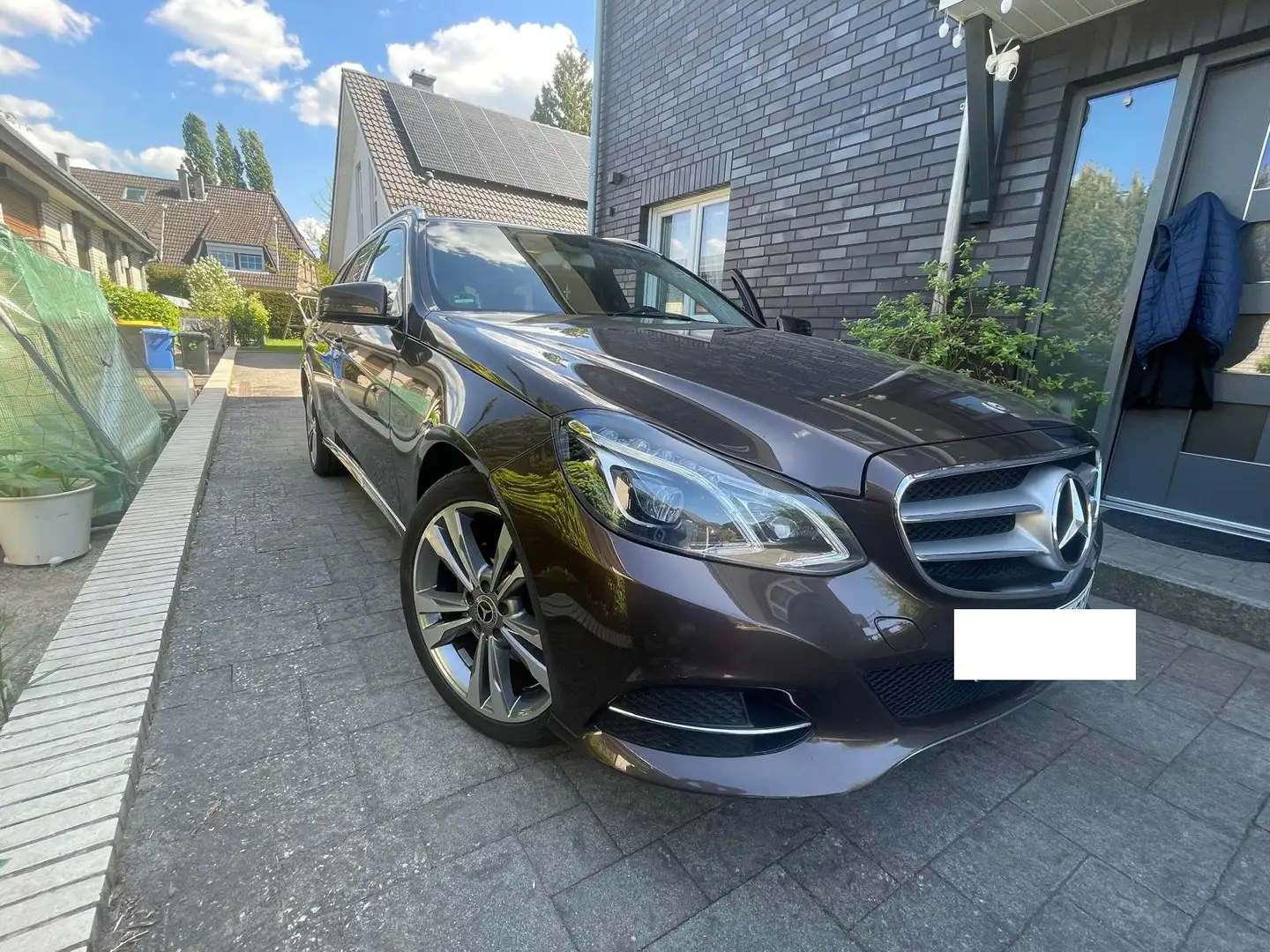 Mercedes-Benz E 250 E-Klasse T-Modell Diesel T BlueTEC 4Matic 7G-TRONI Brun - 1