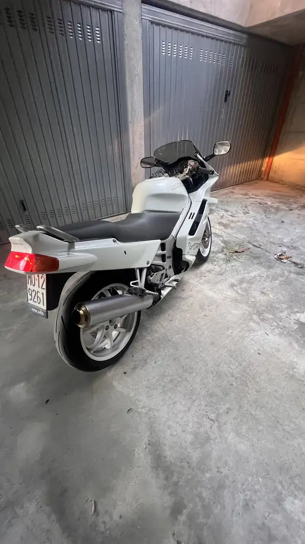 Honda VFR 750 rc 36 Weiß - 2