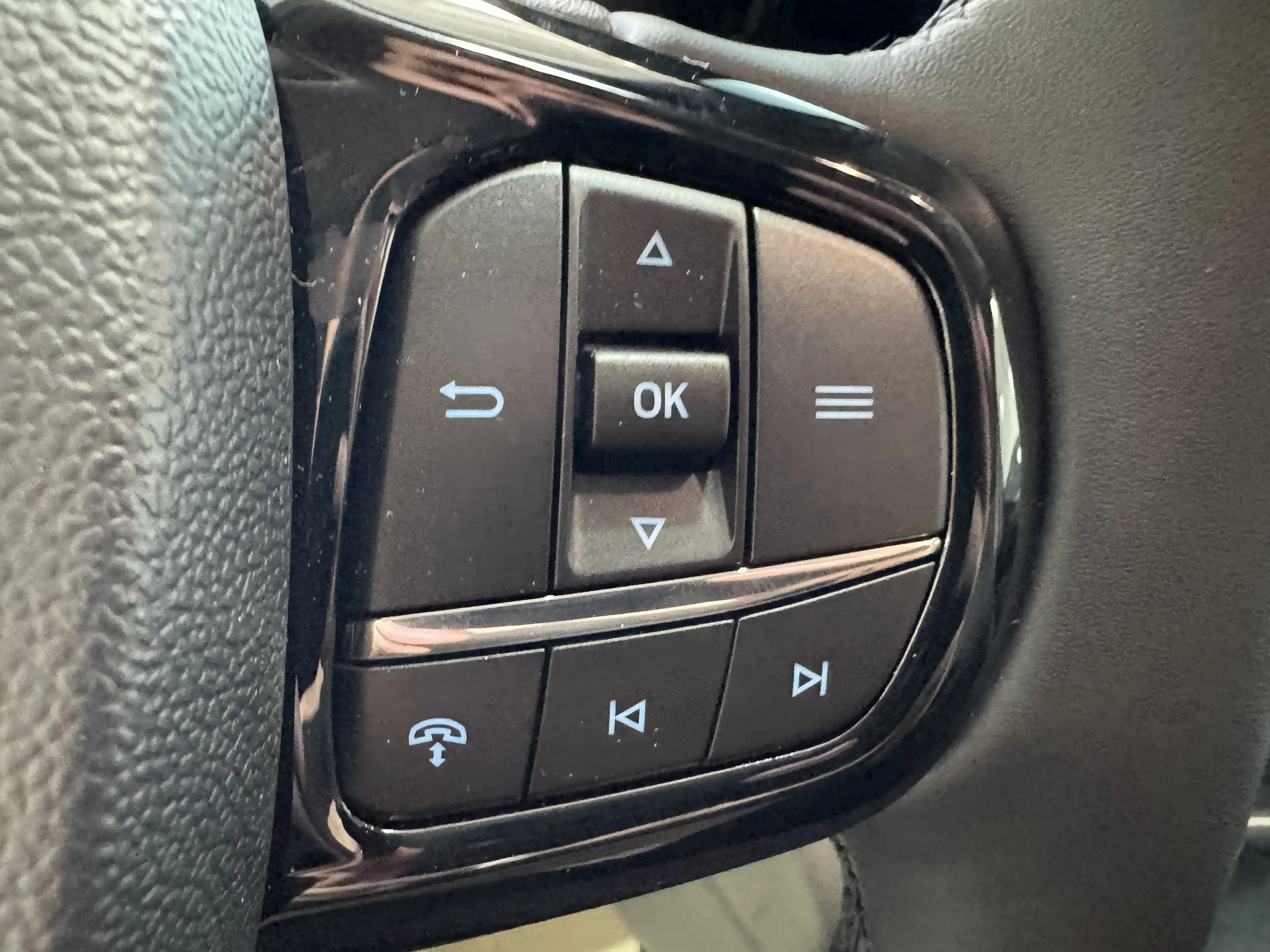 Ford Tourneo Custom 2.0 EcoBlue L1 Titanium — photo 14