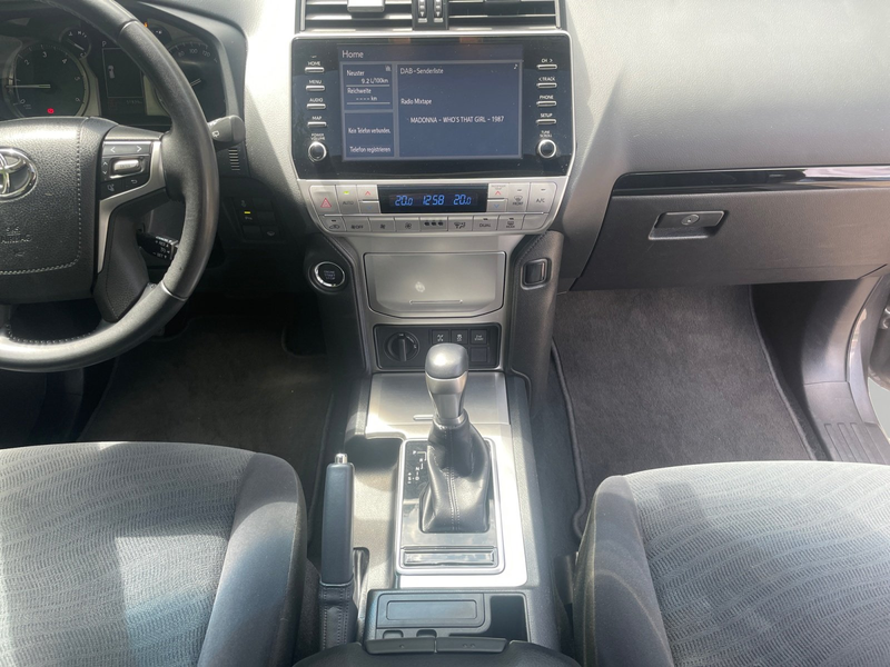 Toyota Land Cruiser 2.8 D4-D Comfort AUT+Kamera+Navi+LM — photo 12