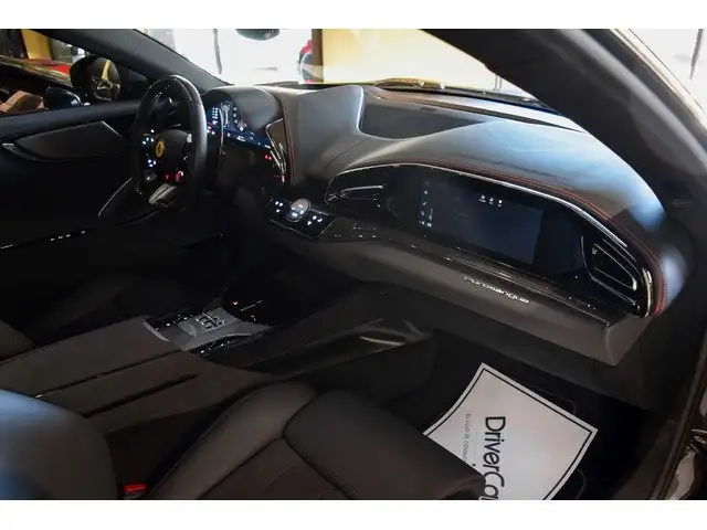 Ferrari Purosangue view 4