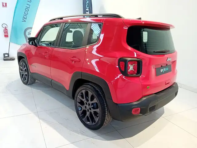 Jeep Renegade view 6