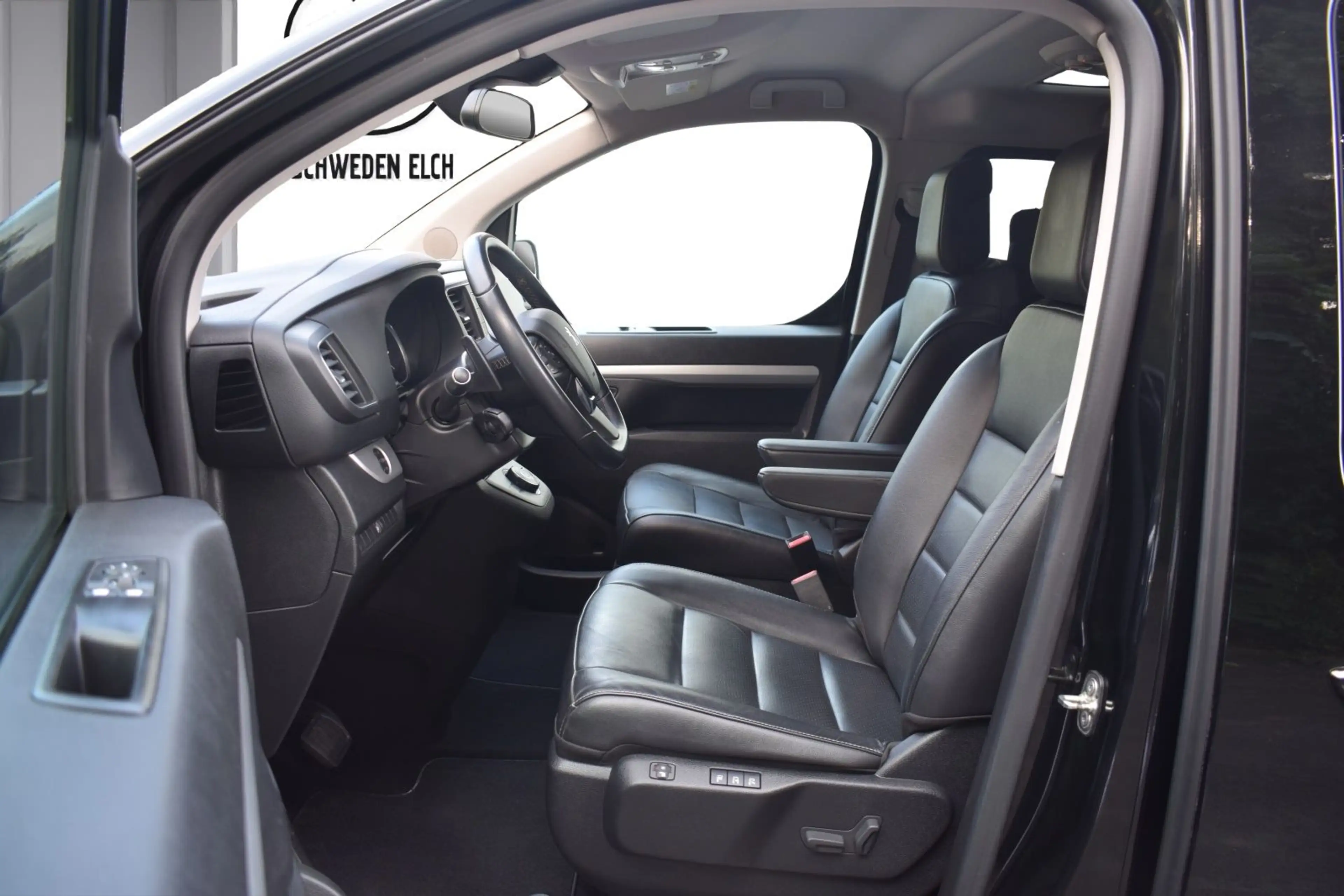 Peugeot Traveller TRAVELLER BUSNIESS VIP L2/PANO/KAMERA/BLIS/AHK — photo 8