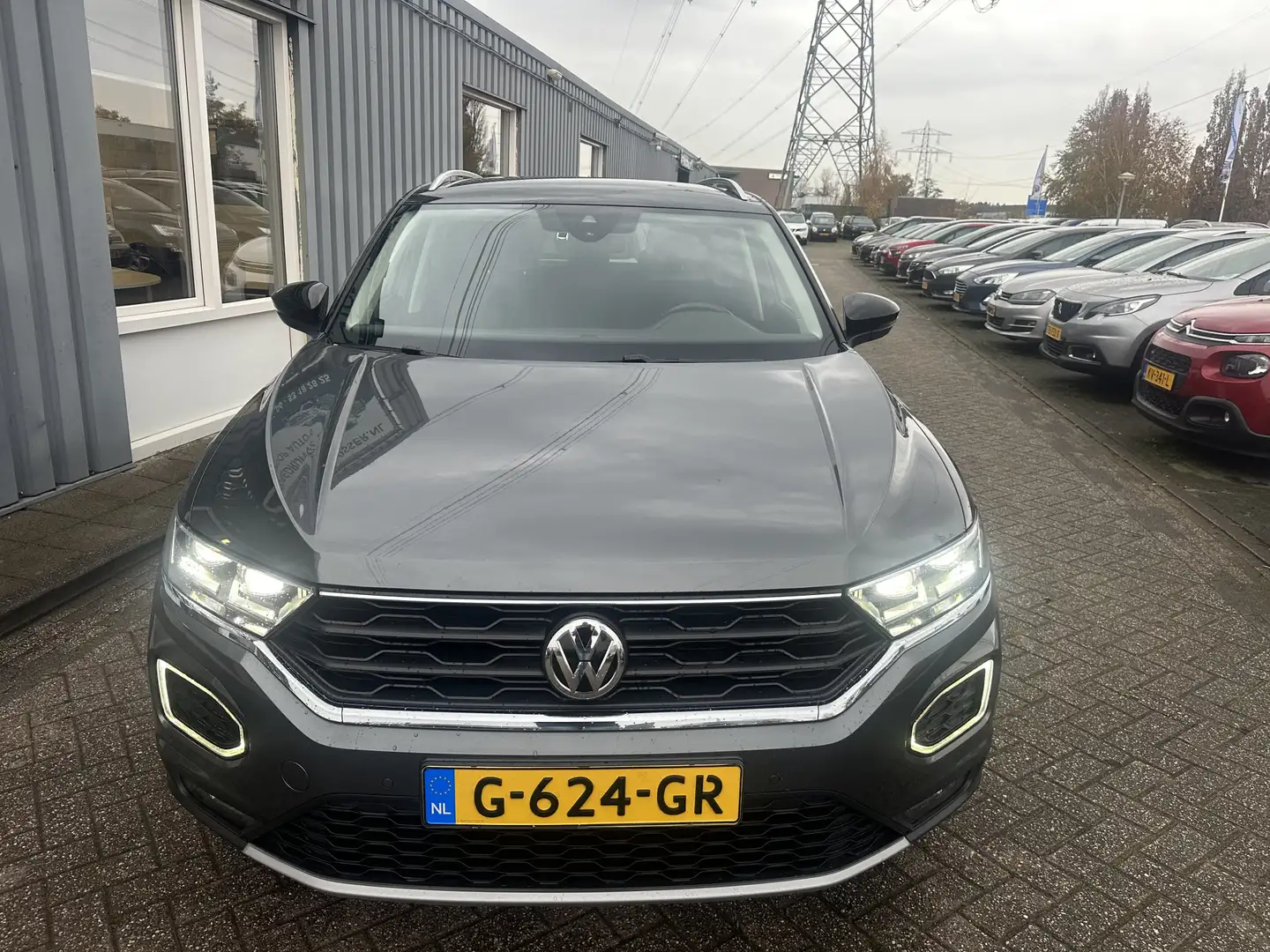 Volkswagen T-Roc 1.0 TSI Sport Gris - 2